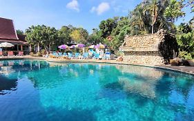 Holiday Villa, Lanta